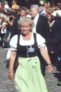 Ursula (Im Hintergrund deutsch-französicher Ministerrat)